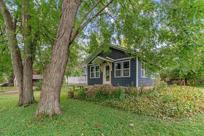 16880 Saint Marys Dr S, Lakeland, MN 55043