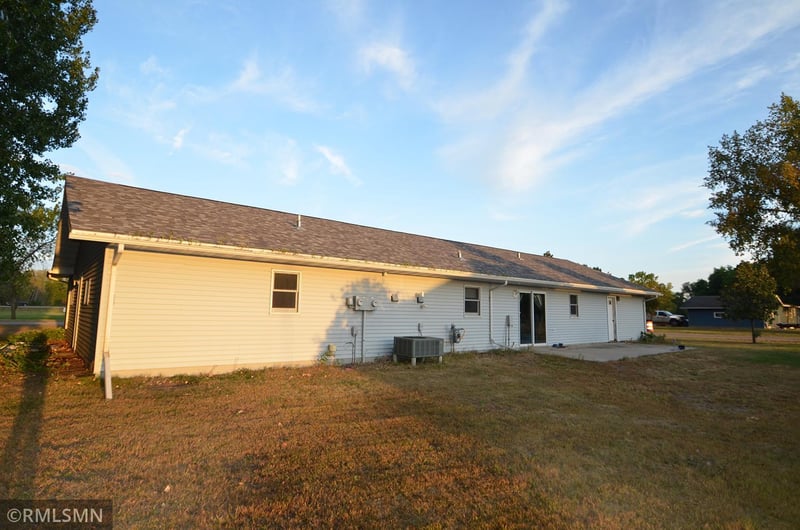 601 4th St NW, Twin Valley, MN 56584