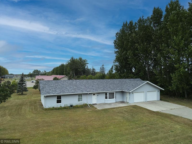 601 4th St NW, Twin Valley, MN 56584