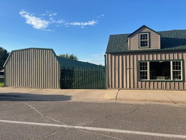 52 Main St, Bowlus, MN 56314