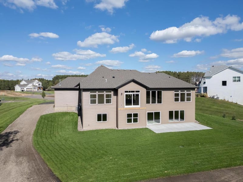 21761 Drake St NW, Oak Grove, MN 55011