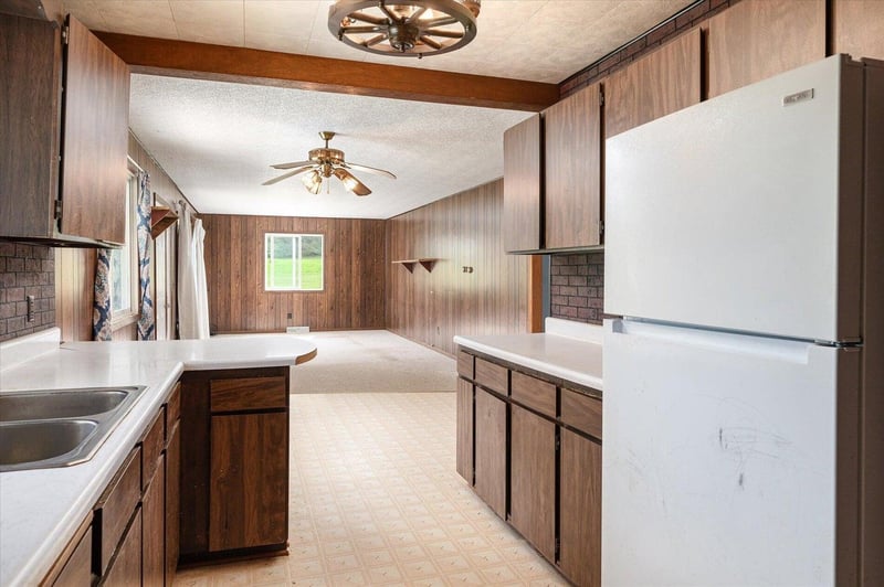 4116 County 249, Brownsville, MN 55919