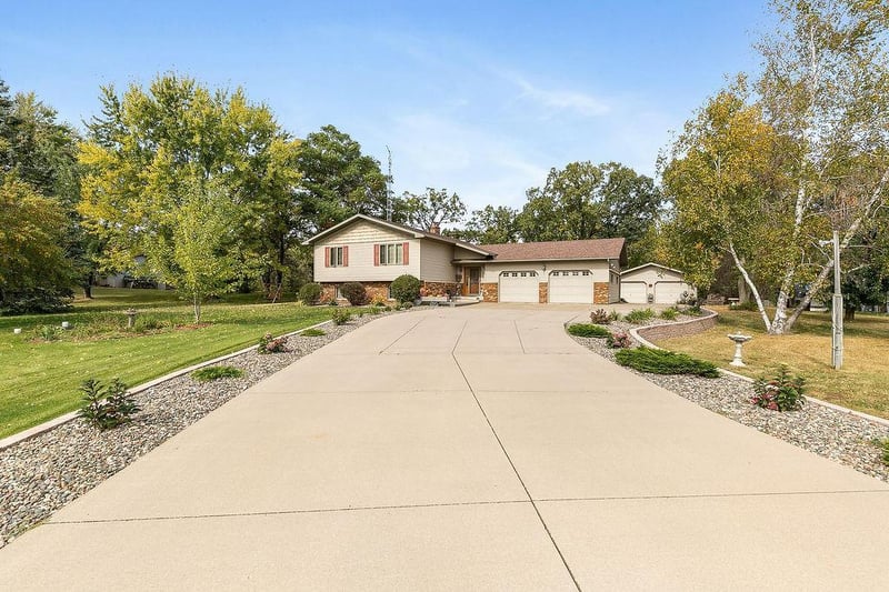 23176 S Platte River Dr, Pierz, MN 56364