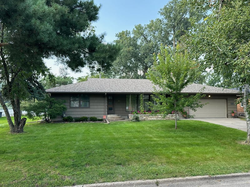 3406 46th Ave N, Minneapolis, MN 55422