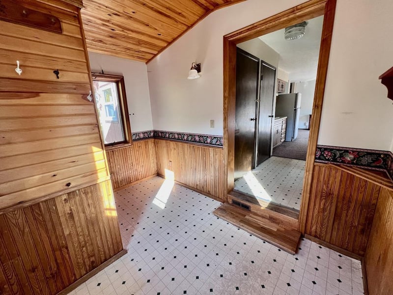 9442 Heino Rd, Angora, MN 55703