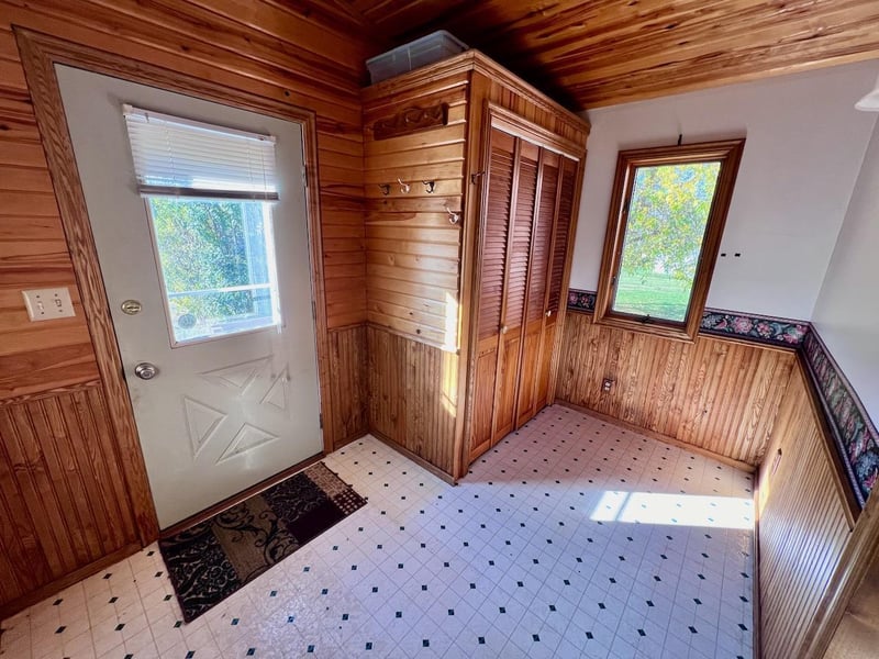 9442 Heino Rd, Angora, MN 55703