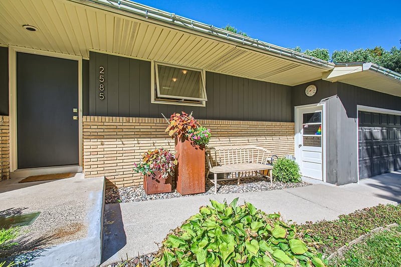 2585 Brookridge Ave, Minneapolis, MN 55422
