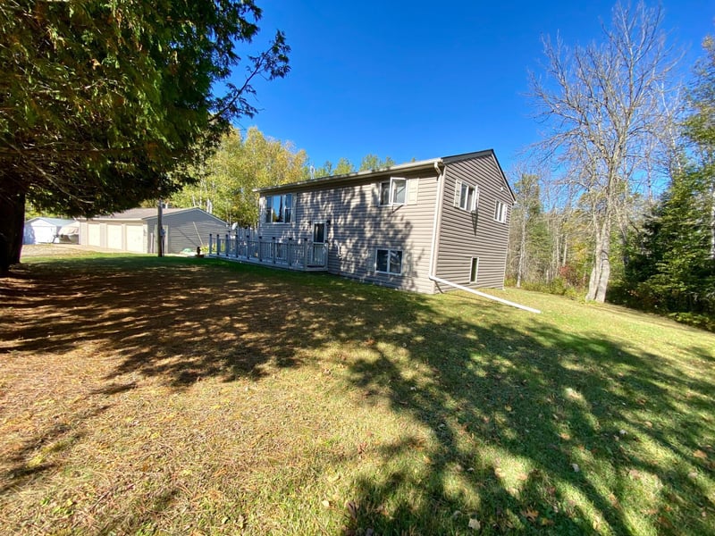 9943 E Lind Rd, Angora, MN 55703