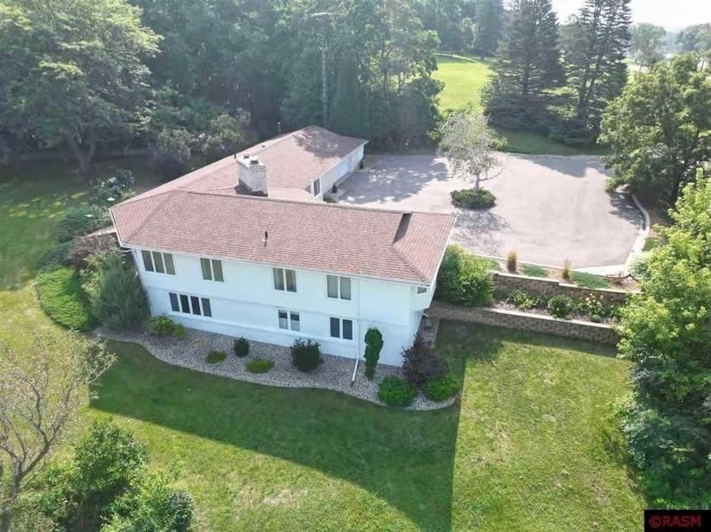 43728 Golf Course Rd, Saint Peter, MN 56082