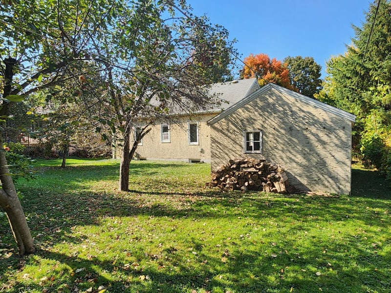 1044 View Ln, Mendota Heights, MN 55118