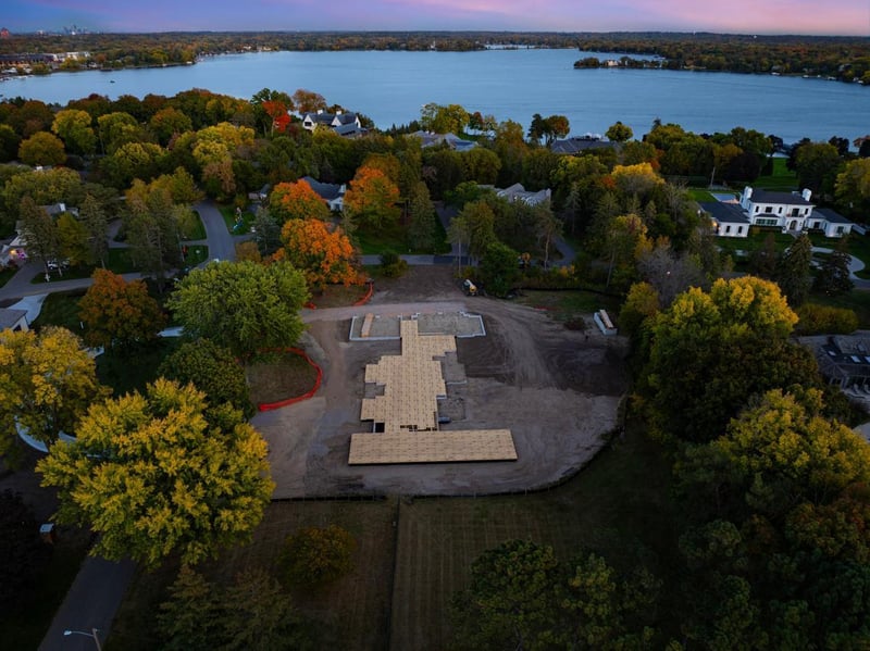 420 Highcroft Rd, Wayzata, MN 55391
