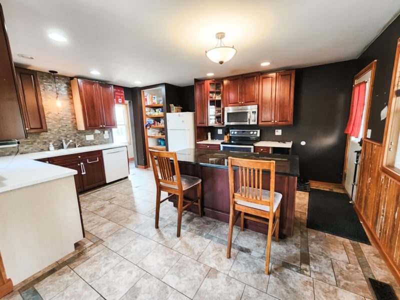 111 1st Ave N, Bowlus, MN 56314
