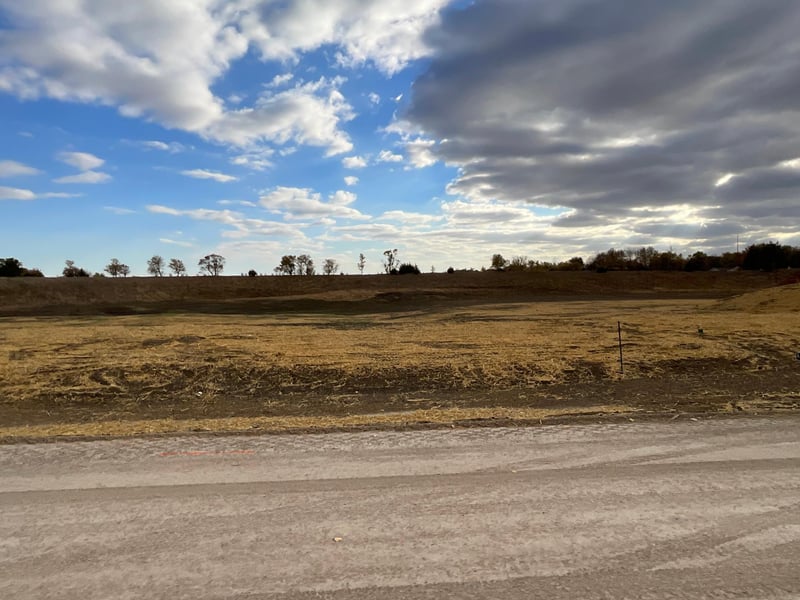 9 Cottonwood Lake Blvd, Windom, MN 56101