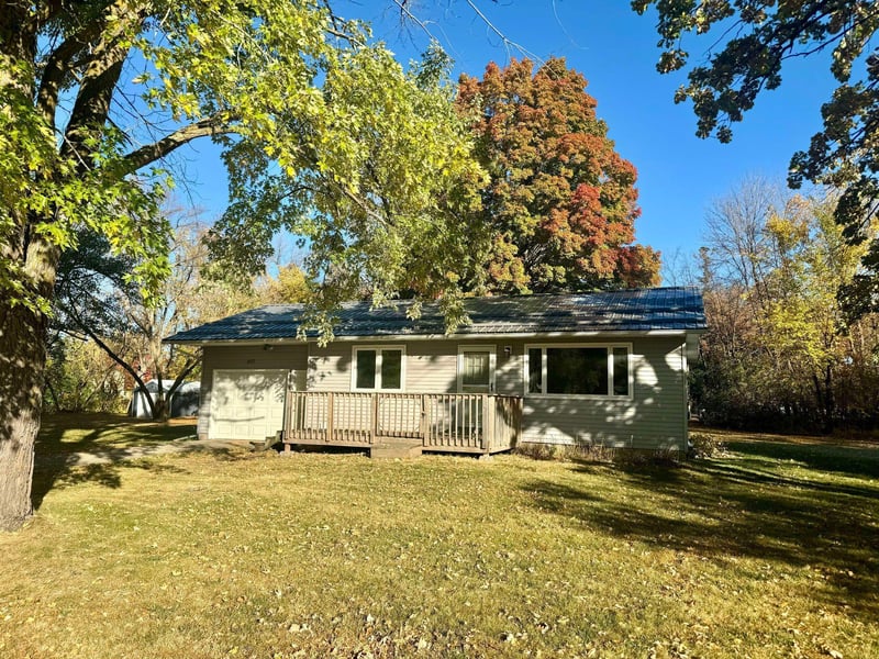 407 Pleasant Ave SE, Twin Valley, MN 56584