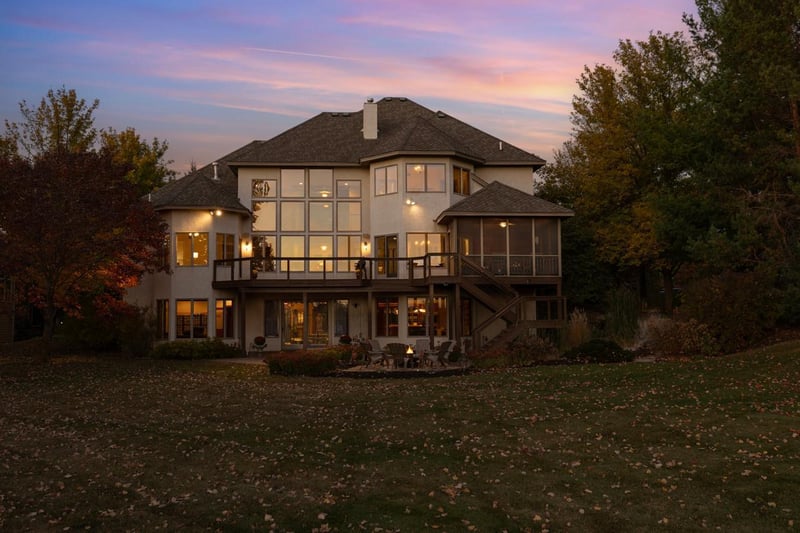 18827 Vogel Farm Trl, Eden Prairie, MN 55347