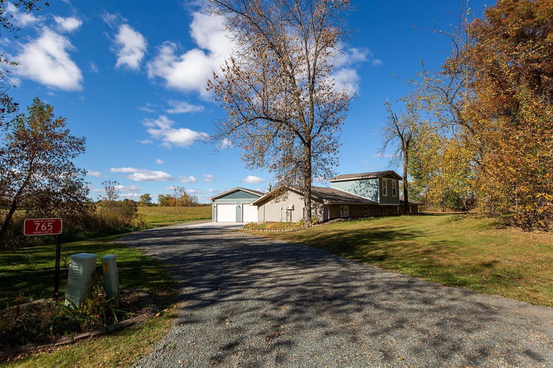 765 Magnor Lake Ln, Clayton, WI 54004