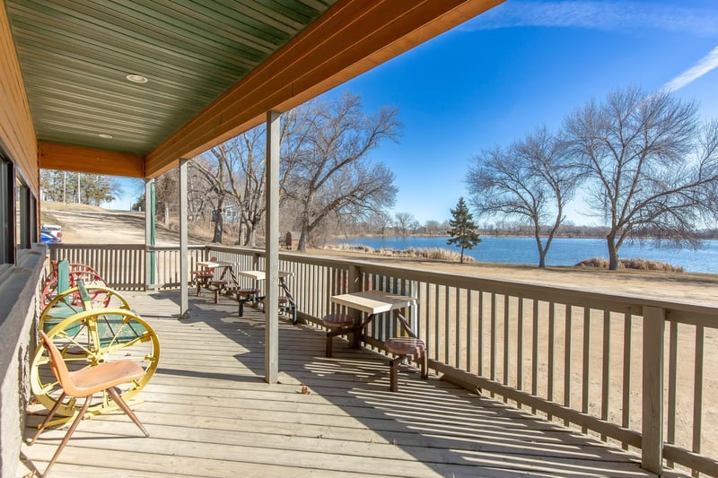 35032 Clear Lake Ln, Le Center, MN 56057