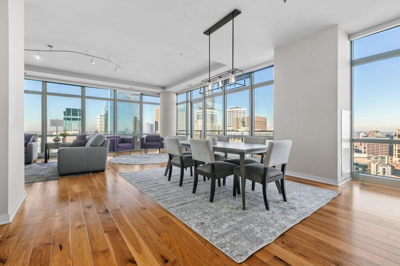 929 Portland Ave #2701, Minneapolis, MN 55404