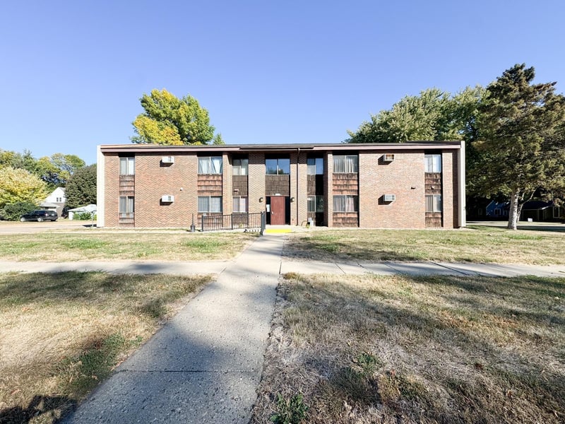 400 2nd St, Fulda, MN 56131
