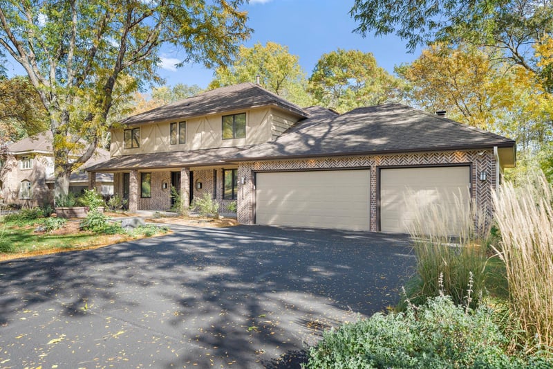 2721 Sylvan Rd S, Hopkins, MN 55305