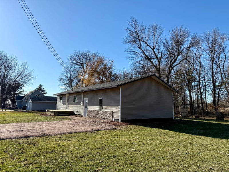 104 Boulevard St, Belview, MN 56214