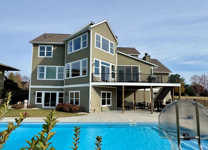 484 Rosewood Rd, Northfield, MN 55057
