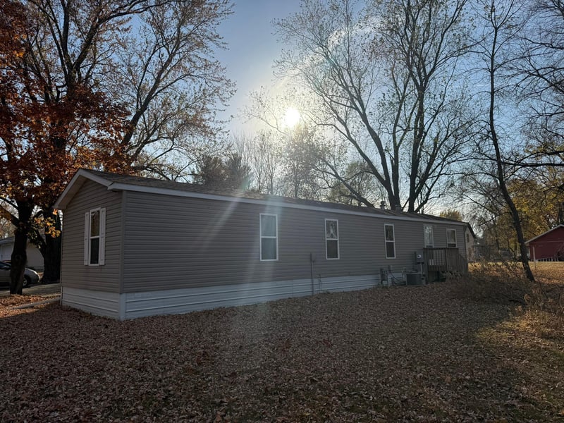 23428 Falls Ave, Warsaw, MN 55087