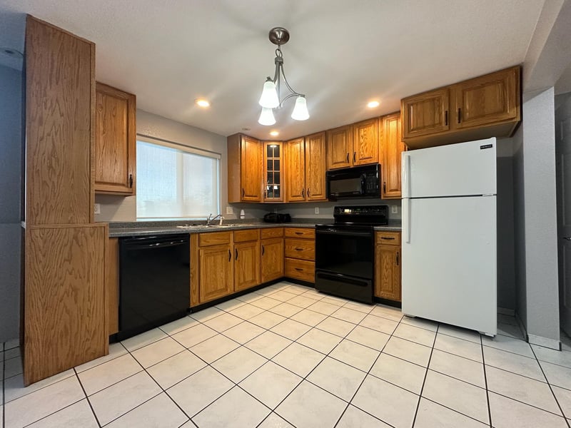 275 N Pine St, Dexter, MN 55926