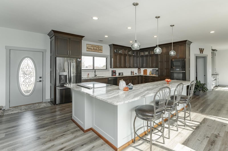 7330 100th St NW, Pine Island, MN 55963