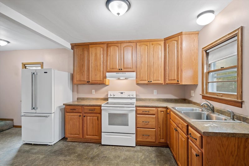 538 Fremont St, Mendota Heights, MN 55118