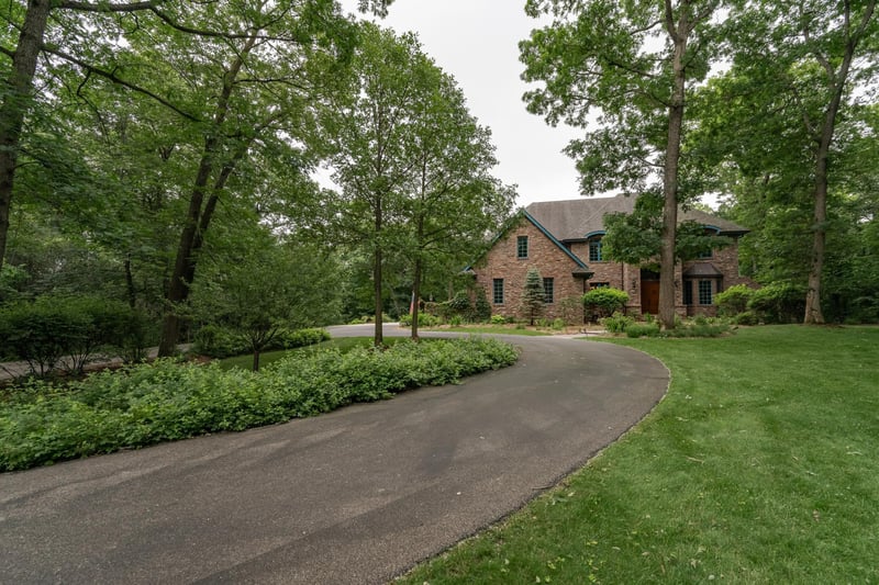 880 Weatherhill Woods Ln SW, Rochester, MN 55902