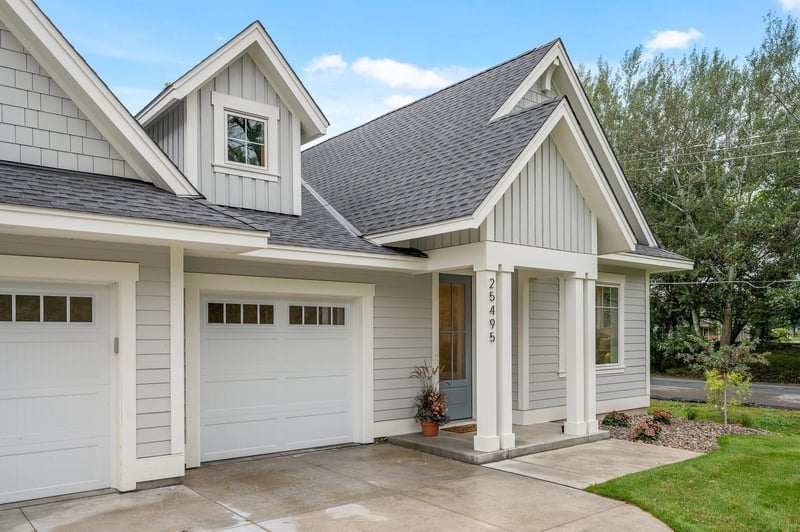 25435 Park Ln, Excelsior, MN 55331