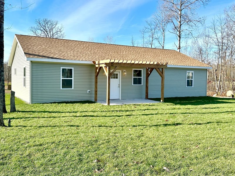 205 Ellen St, Marble, MN 55764