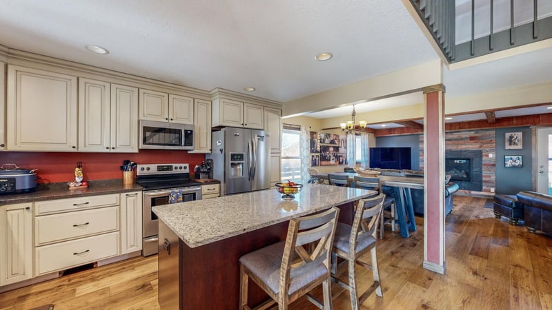 12827 Highway 52 SE, Chatfield, MN 55923