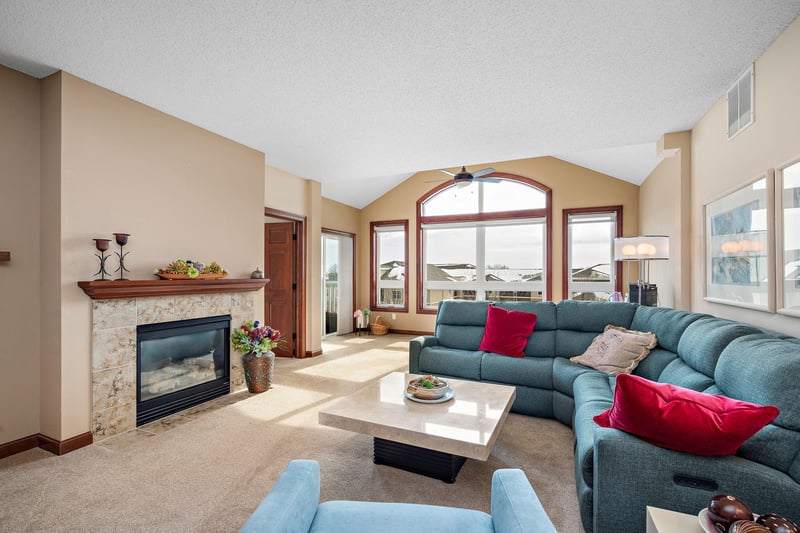2670 Kelley Pw #318, Orono, MN 55356