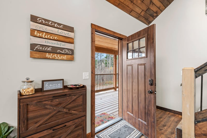 W6103 Foss Ln, Spooner, WI 54801
