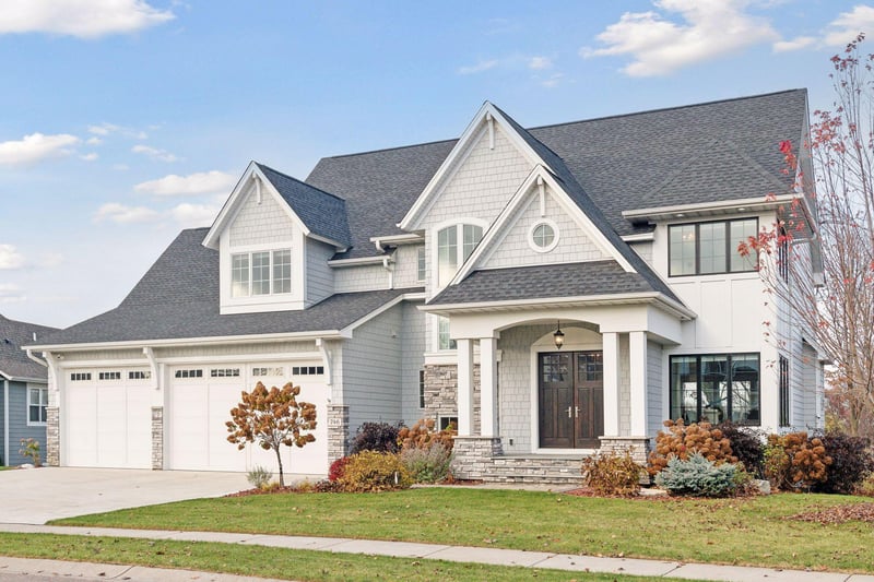746 Woodland Hill Ct, Hamel, MN 55340