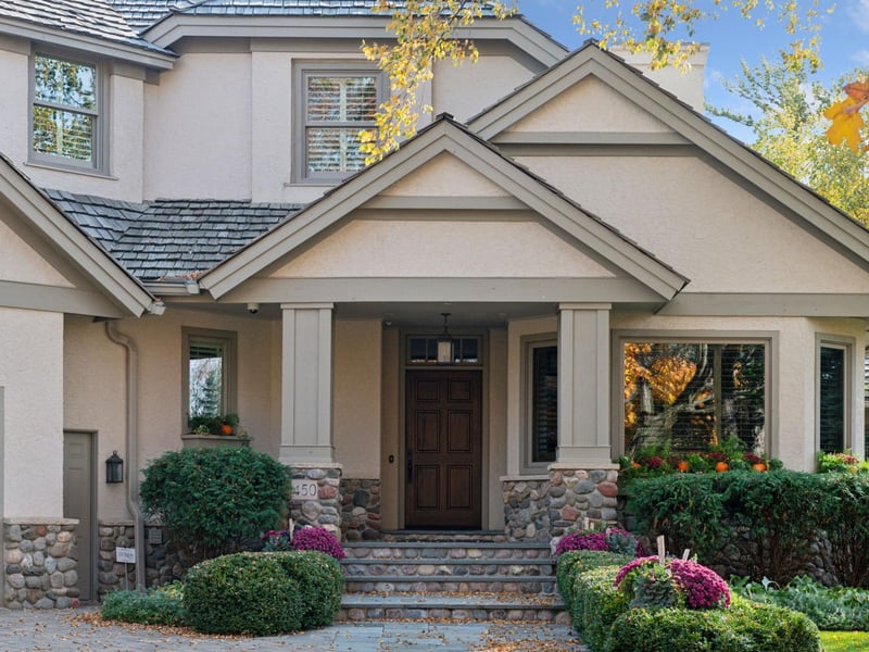 450 Old Long Lake Rd, Wayzata, MN 55391