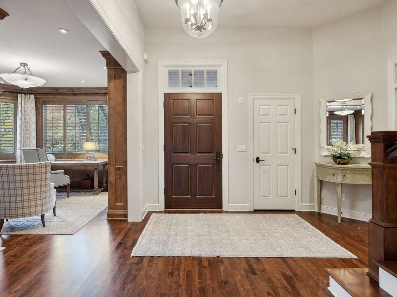450 Old Long Lake Rd, Wayzata, MN 55391