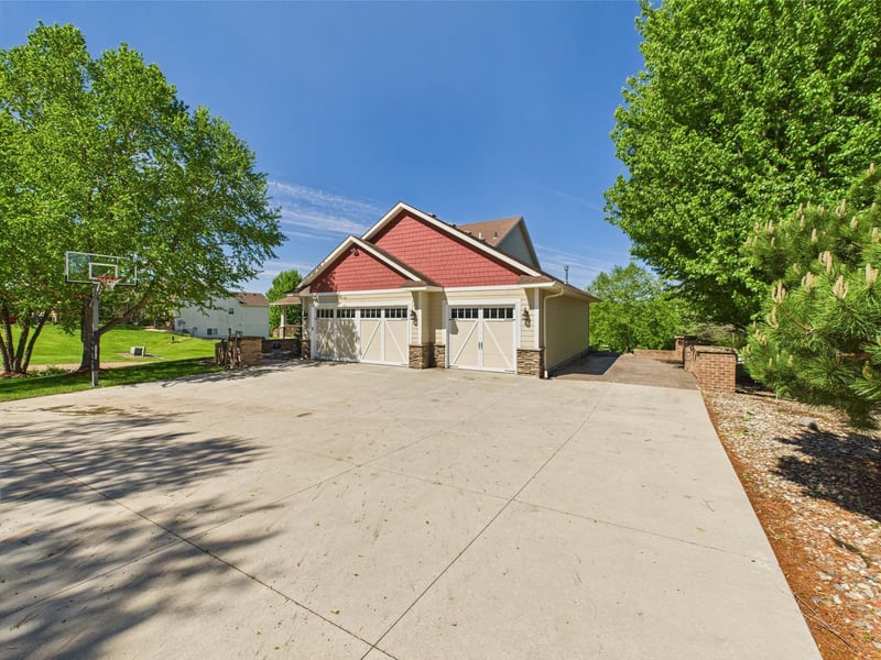 24850 Edenvale Trl, Elko New Market, MN 55020