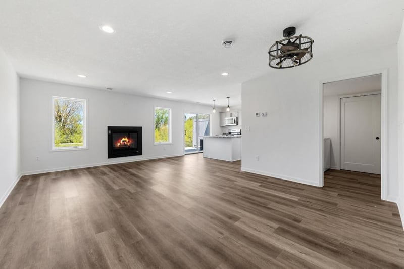 309 Sunset Ave, Mountain Lake, MN 56159