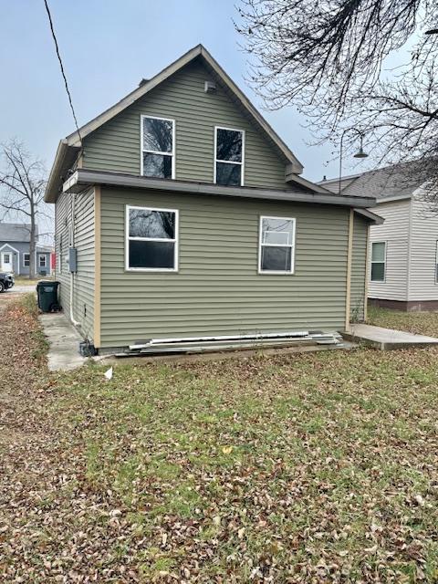 105 S Lake St, Belview, MN 56214