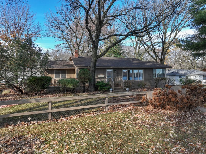 2086 Riviera Ave S, Lakeland, MN 55043