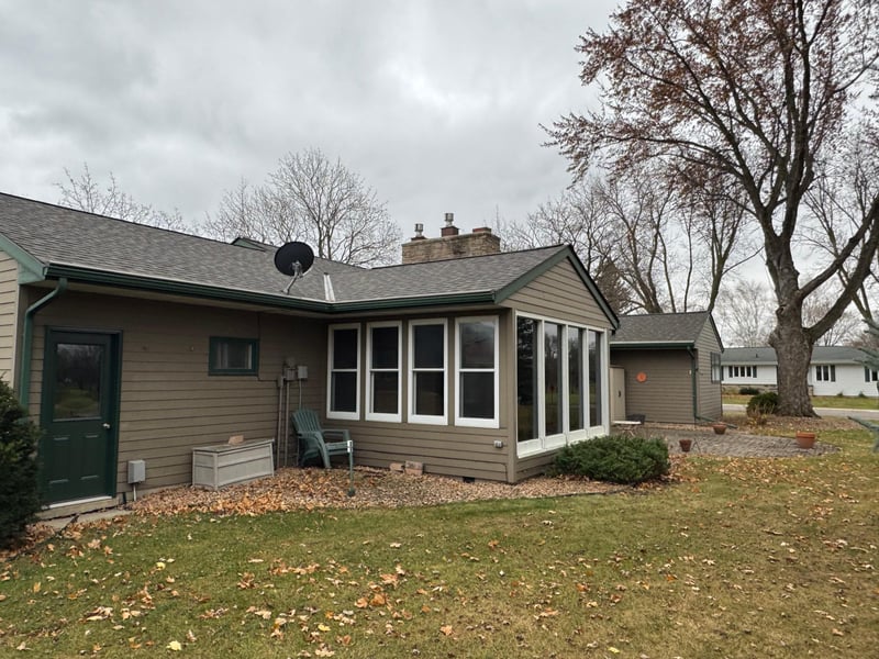 508 S 4th St, Olivia, MN 56277