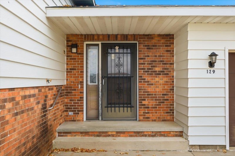 129 Meadowlark Ln SW, Melrose, MN 56352
