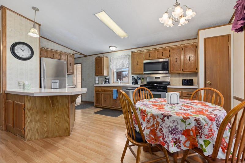 11074 Gull River Rd, East Gull Lake, MN 56401