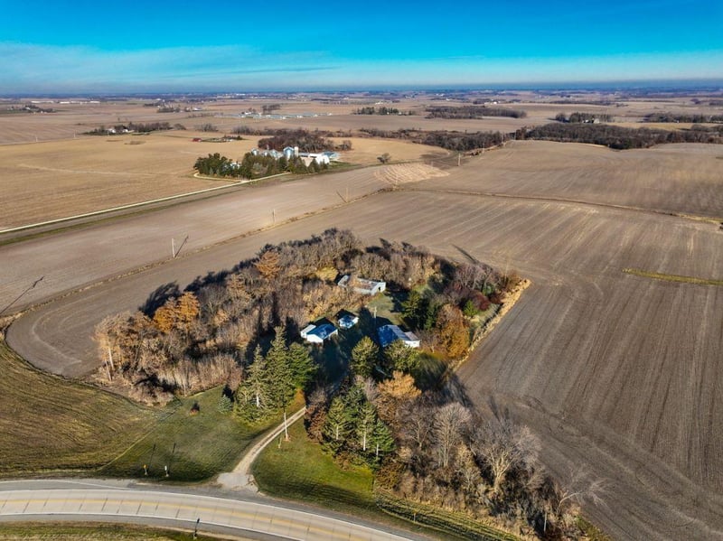 6011 County Road 10 SE, Dover, MN 55929