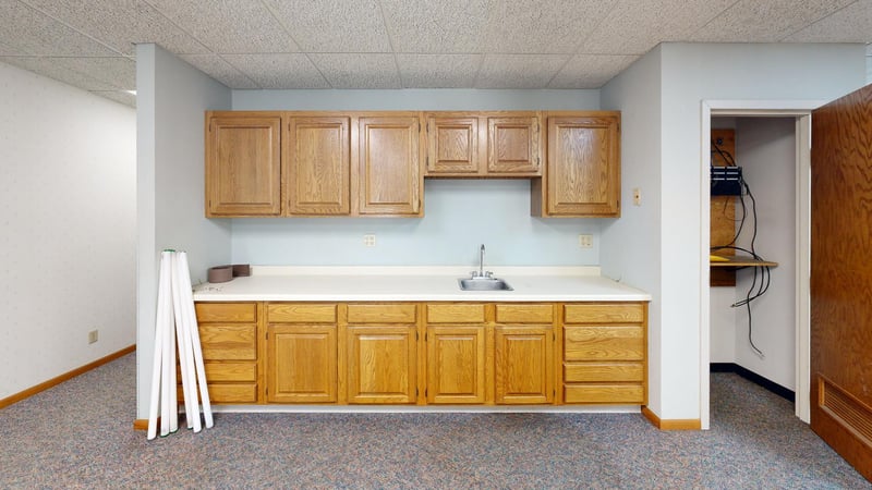 130 Willmar Ave SE #4, Willmar, MN 56201