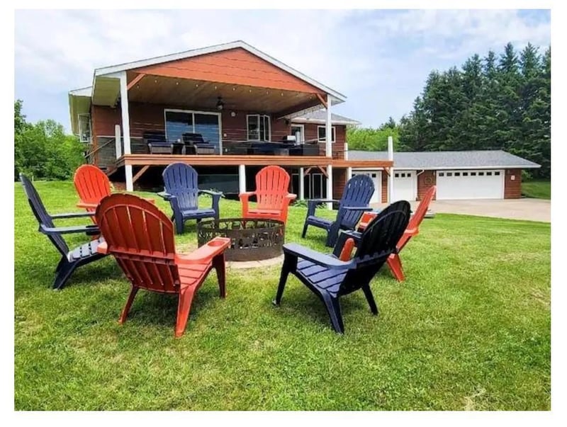 1267 4th St, Almena, WI 54805