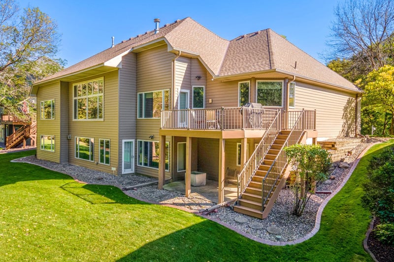 9712 Vale St NW, Coon Rapids, MN 55433